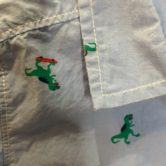 OSHKOSH Bgosh Boys Button Down Dinosaur Size: 5T - Picture 3 of 6